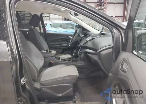 2017 Ford Escape Se z USA, uszkodzony, nr VIN 1FMCU9GD5HUD73632